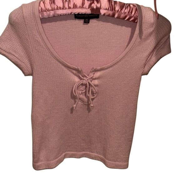 Almost Famous Tops - Almost Famous Pink Lace-up Textured Waffle Knit Cap Sleeve Top Ladies XS